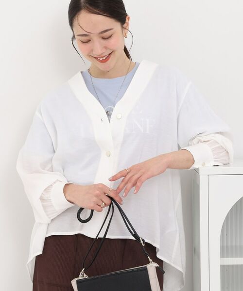 SHOO・LA・RUE / シューラルー シャツ・ブラウス | シアーVネックブラウス（オフホワイト(003)）