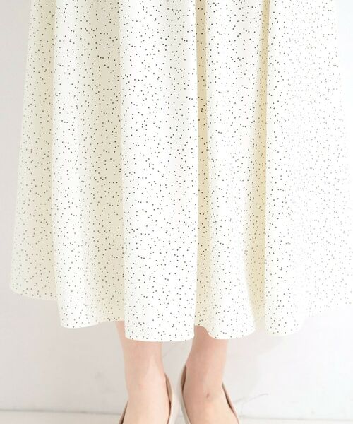SHOO・LA・RUE / シューラルー ロング・マキシ丈スカート | 【UV/セットアップ可/S-LL】洗濯後しわになりにくい ふんわり涼やか ドット柄フレアスカート | 詳細14