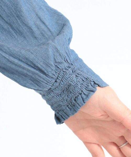 SHOO・LA・RUE / シューラルー シャツ・ブラウス | 【UV/体型カバー/S-LL】お袖ゴム 柔らかシアーデニムシャツ | 詳細19