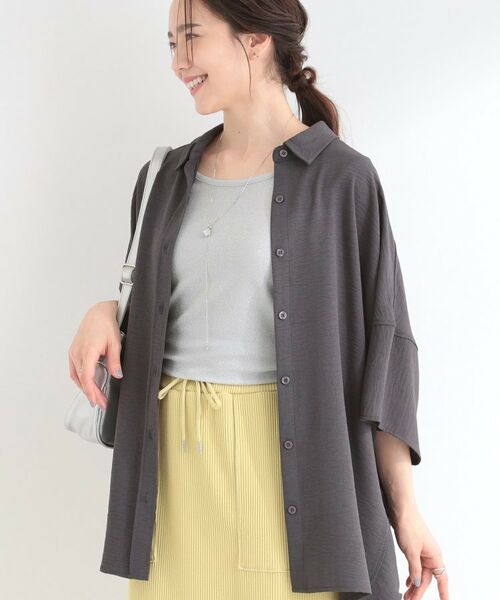 SHOO・LA・RUE / シューラルー シャツ・ブラウス | 【イジケア】ポンチョ風ゆったりシャツ（チャコールグレー(014)）