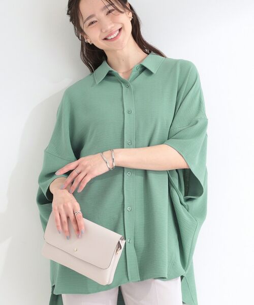 SHOO・LA・RUE / シューラルー シャツ・ブラウス | 【イジケア】ポンチョ風ゆったりシャツ（グリーン(022)）
