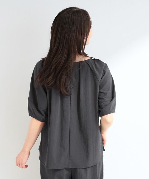 SHOO・LA・RUE / シューラルー シャツ・ブラウス | 【ひんやり/S-LL/セットアップ可】軽凛(かろりん) タックブラウス | 詳細2