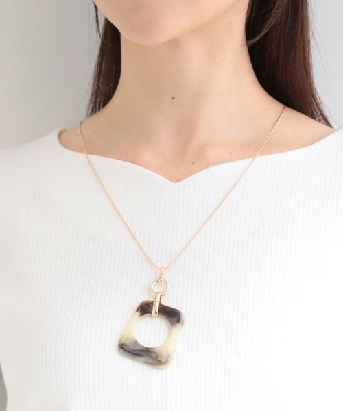 SHOO・LA・RUE / シューラルー ネックレス・ペンダント・チョーカー | 樹脂スクエアスネークネックレス | 詳細4