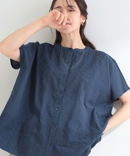 SHOO・LA・RUE / シューラルー シャツ・ブラウス | 刺繍切り替え前あきブラウス(ネイビー(094))