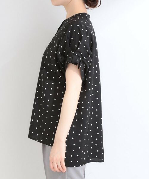 SHOO・LA・RUE / シューラルー シャツ・ブラウス | 【洗濯機可／洗濯後しわになりにくい】ドット柄袖タックブラウス | 詳細14