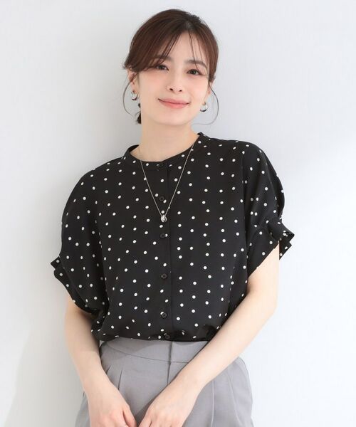 SHOO・LA・RUE / シューラルー シャツ・ブラウス | 【洗濯機可／洗濯後しわになりにくい】ドット柄袖タックブラウス | 詳細5