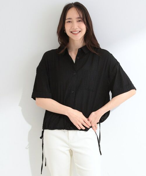 SHOO・LA・RUE / シューラルー シャツ・ブラウス | 【S-LL/洗濯機可/体型カバー】さらさら シャーリングシフォン 裾ドロストシャツ | 詳細1