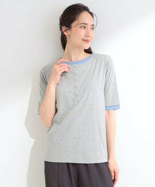 SHOO・LA・RUE / シューラルー カットソー | 【S-LL/洗濯機可】二の腕隠れる 配色レイヤード風 ヘンリーネック5分袖Tシャツ | 詳細1