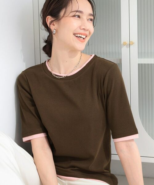 SHOO・LA・RUE / シューラルー カットソー | 【S-LL/洗濯機可】二の腕隠れる 配色レイヤード風 5分袖Tシャツ(ブラウン(544))