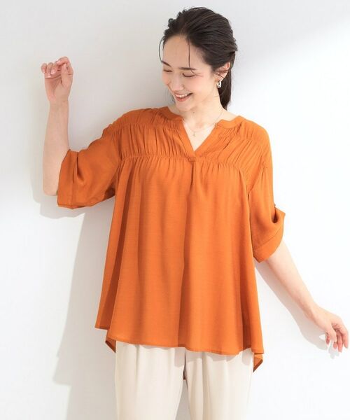 SHOO・LA・RUE / シューラルー シャツ・ブラウス | 【ひんやり/UV/2WAYスリーブ】インせず着られる シャーリングスキッパーブラウス | 詳細10