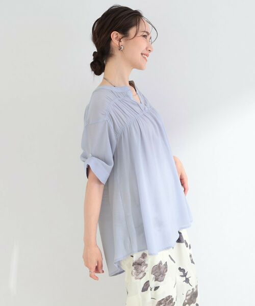 SHOO・LA・RUE / シューラルー シャツ・ブラウス | 【ひんやり/UV/2WAYスリーブ】インせず着られる シャーリングスキッパーブラウス | 詳細18