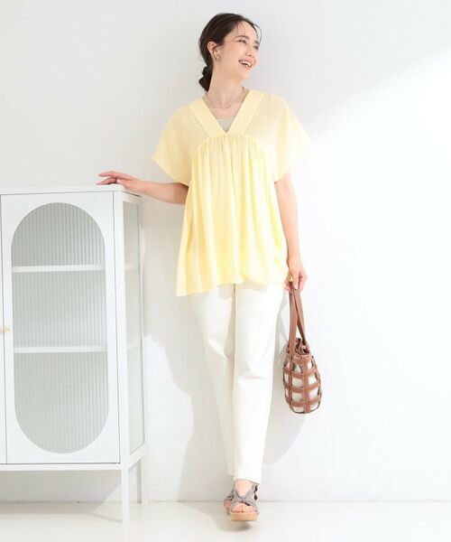 SHOO・LA・RUE / シューラルー シャツ・ブラウス | 【ひんやり/UV/体型カバー】インせず着られる Vネックギャザーブラウス | 詳細7