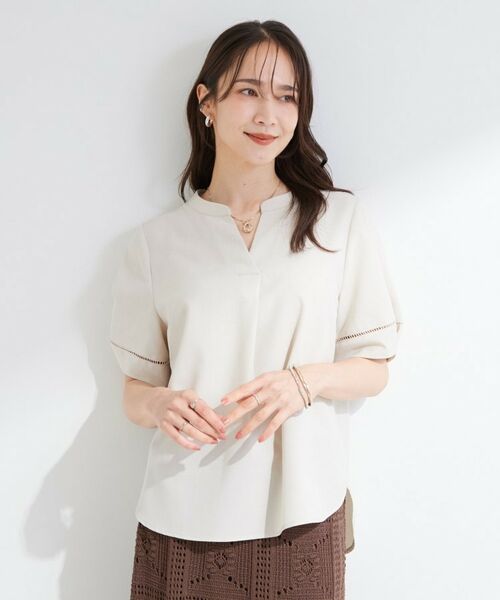 SHOO・LA・RUE / シューラルー シャツ・ブラウス | 【洗濯後しわになりにくい/インせずきまる】麻調ハシゴレーススキッパーブラウス | 詳細1