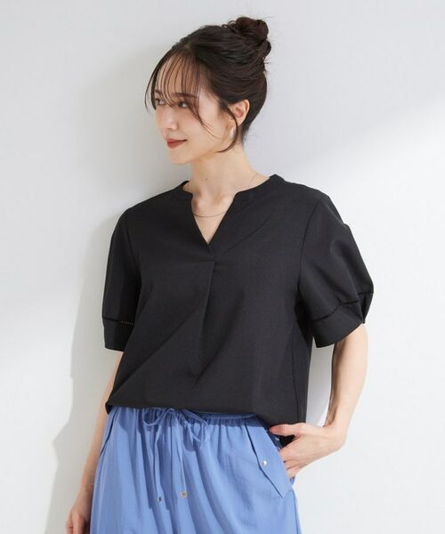 SHOO・LA・RUE / シューラルー シャツ・ブラウス | 【洗濯後しわになりにくい/インせずきまる】麻調ハシゴレーススキッパーブラウス | 詳細5