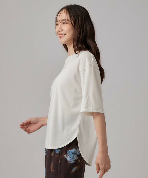 SHOO・LA・RUE / シューラルー カットソー | 【体型カバー】インせず着られる 配色ステッチロゴTシャツ | 詳細2