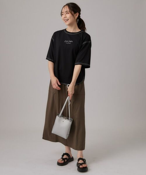SHOO・LA・RUE / シューラルー カットソー | 【体型カバー】インせず着られる 配色ステッチロゴTシャツ | 詳細7