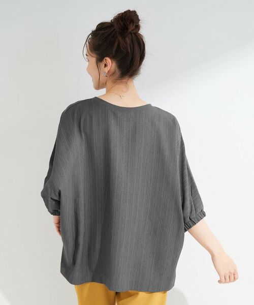 SHOO・LA・RUE / シューラルー シャツ・ブラウス | 【インせず着られる/洗濯後しわになりにくい】シボシボドルマンブラウス | 詳細2