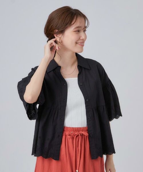 SHOO・LA・RUE / シューラルー シャツ・ブラウス | 【洗濯機可/綿100％】刺繍レースがこなれ見え インせず着られるペプラムブラウス | 詳細5