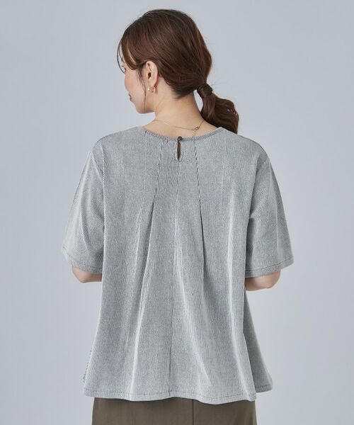 SHOO・LA・RUE / シューラルー カットソー | 【洗濯機可/S-LL】インせずすっきり見え ストライプ柄タックトップス | 詳細2