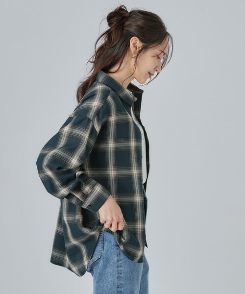 SHOO・LA・RUE / シューラルー シャツ・ブラウス | 【洗濯後しわになりにくい/S-LL】選べる6パターン 羽織としても活躍する ベーシックシャツ | 詳細10