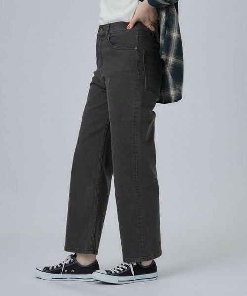 SHOO・LA・RUE / シューラルー デニムパンツ | 【ストレッチ/色落ちしにくいネイビー】脚がまっすぐきれいに見えるワイドストレートデニムパンツ | 詳細2