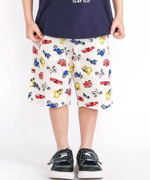 SLAP SLIP / スラップ スリップ ショート・ハーフ・半端丈パンツ | 【お揃い/接触冷感】はたらくくるまフルーツボタニカル総柄ハーフパンツ(80~130cm)(オフホワイト系(くるま柄))