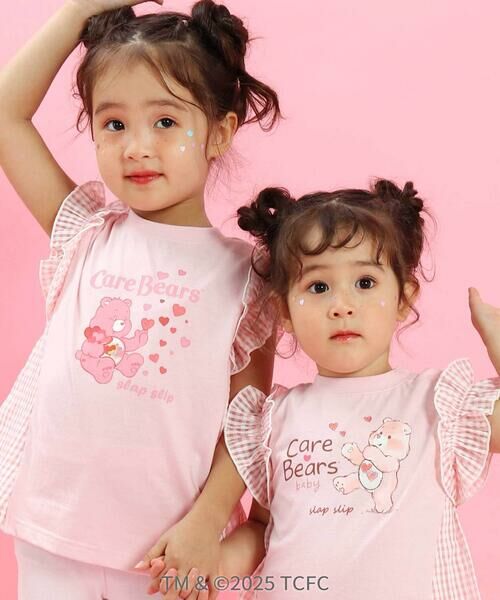 SLAP SLIP/スラップ スリップ 【ケアベア×SLAP SLIP】イラストプリントサイド切り替え袖フリルTシャツ(80~130cm) ピンク 130cm SLAP SLIP/スラップ スリップ 【ケアベア×SLAP SLIP】イラストプリントサイド切り替え袖フリルTシャツ(80~130cm) ピンク 130cm