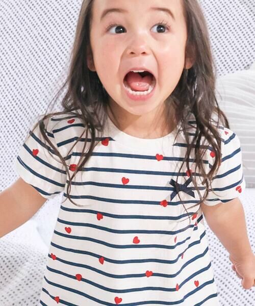 SLAP SLIP / スラップ スリップ Tシャツ | 【スララク/防汚加工/オーガニックコットン】ときめき女の子半袖Tシャツ(80~130cm)（ネイビーハートボーダー×リボン）