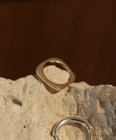 so’　square thin ring