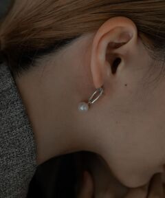 so’　pearl drop pierce