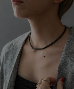 so’　onyx mantel necklace