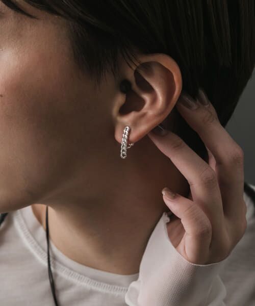SMELLY/スメリー so' asymmetry chain earring SLV - SMELLY/スメリー so' asymmetry chain earring SLV -
