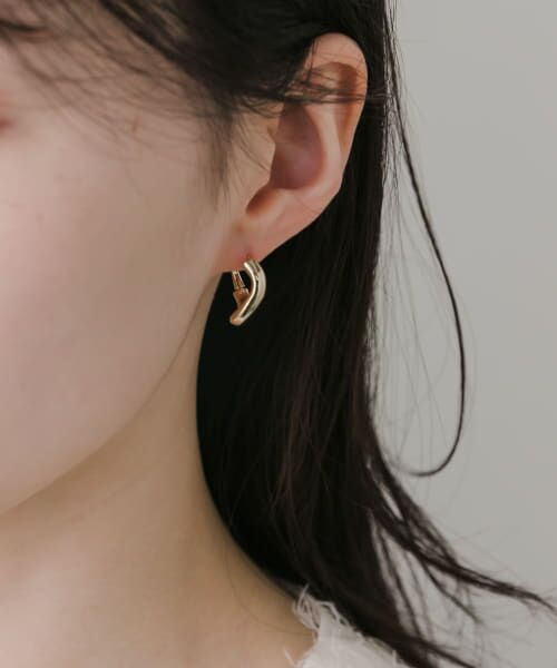 SMELLY/スメリー メタルニュアンスワンタッチピアス GLD - SMELLY/スメリー メタルニュアンスワンタッチピアス GLD -
