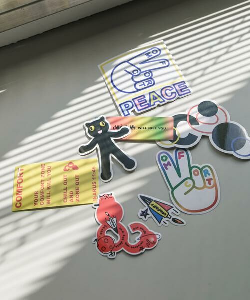 SMELLY / スメリー インテリア・インテリア雑貨 | 『WEB/一部店舗限定』COMFORT　COMFORT Sticker V | 詳細1