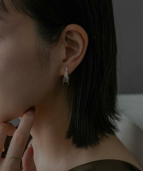 SMELLY / スメリー ピアス・イヤリング | SMELLY so’　curve pierce | 詳細9