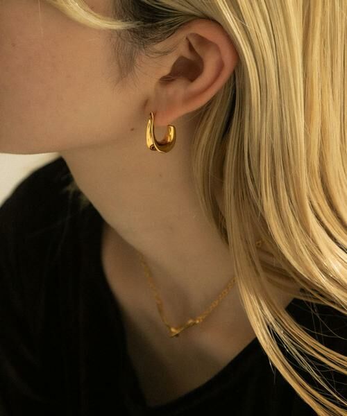 SMELLY / スメリー ピアス・イヤリング | SMELLY so’　curve pierce | 詳細1