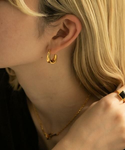 SMELLY / スメリー ピアス・イヤリング | SMELLY so’　curve pierce | 詳細2