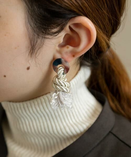 SMELLY / スメリー ピアス・イヤリング | ロープサークルジュシピアス | 詳細5