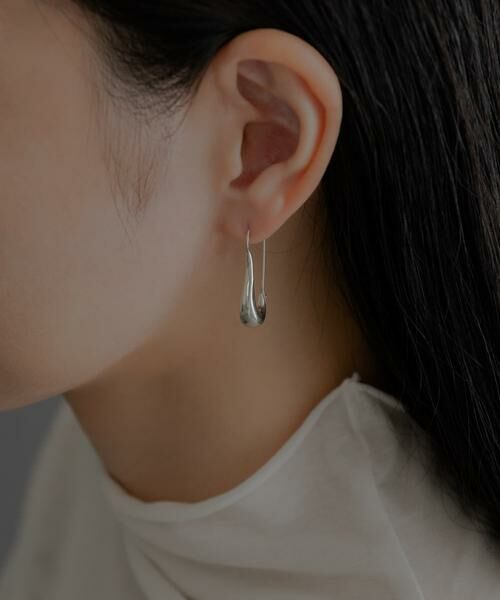 SMELLY / スメリー ピアス・イヤリング | SMELLY so’　plump hook pierce | 詳細4