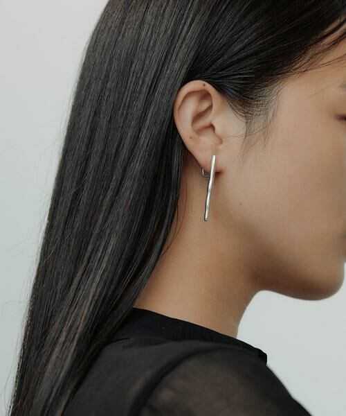 SMELLY / スメリー ピアス・イヤリング | SMELLY so’　long bar earring | 詳細1