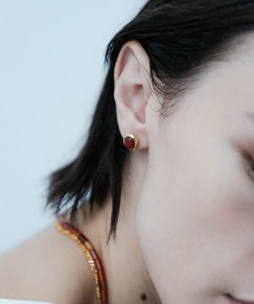 SMELLY / スメリー ピアス・イヤリング | SMELLY so’　carnelian oval pierce | 詳細2