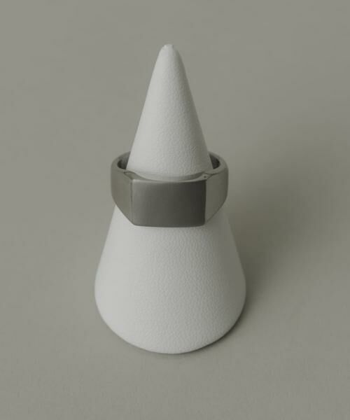 SMELLY / スメリー リング | ステンレスシグネットリング | 詳細2