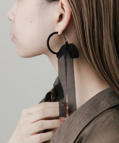 SMELLY / スメリー ピアス・イヤリング | シアーリボンフープピアス | 詳細9