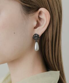 SMELLY / スメリー ピアス・イヤリング | フラワードロップパールピアス