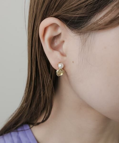 SMELLY / スメリー ピアス・イヤリング | パールメタルフラワーイヤリング | 詳細3