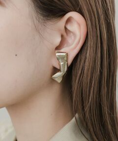 SMELLY / スメリー ピアス・イヤリング | メタルリボンモチーフイヤリング