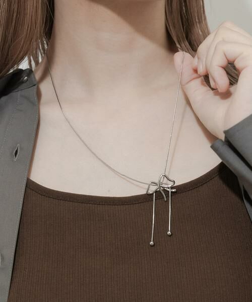 SMELLY / スメリー ネックレス・ペンダント・チョーカー | メタルニュアンスリボンループタイネックレス | 詳細2