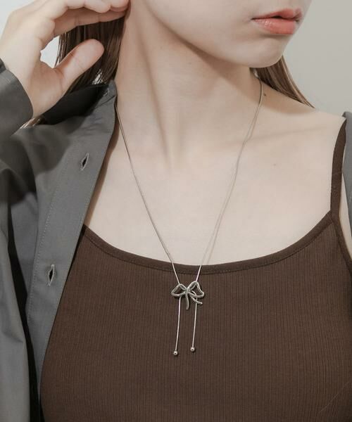SMELLY / スメリー ネックレス・ペンダント・チョーカー | メタルニュアンスリボンループタイネックレス | 詳細4