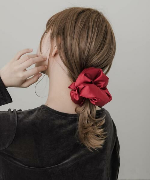 SMELLY / スメリー ヘアゴム・シュシュ | サテンボリュームビッグシュシュ | 詳細2