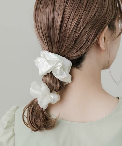 SMELLY / スメリー ヘアゴム・シュシュ | メタリックパール2セットシュシュ | 詳細14